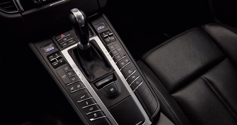Porsche Macan cena 182900 przebieg: 109000, rok produkcji 2016 z Słomniki małe 352